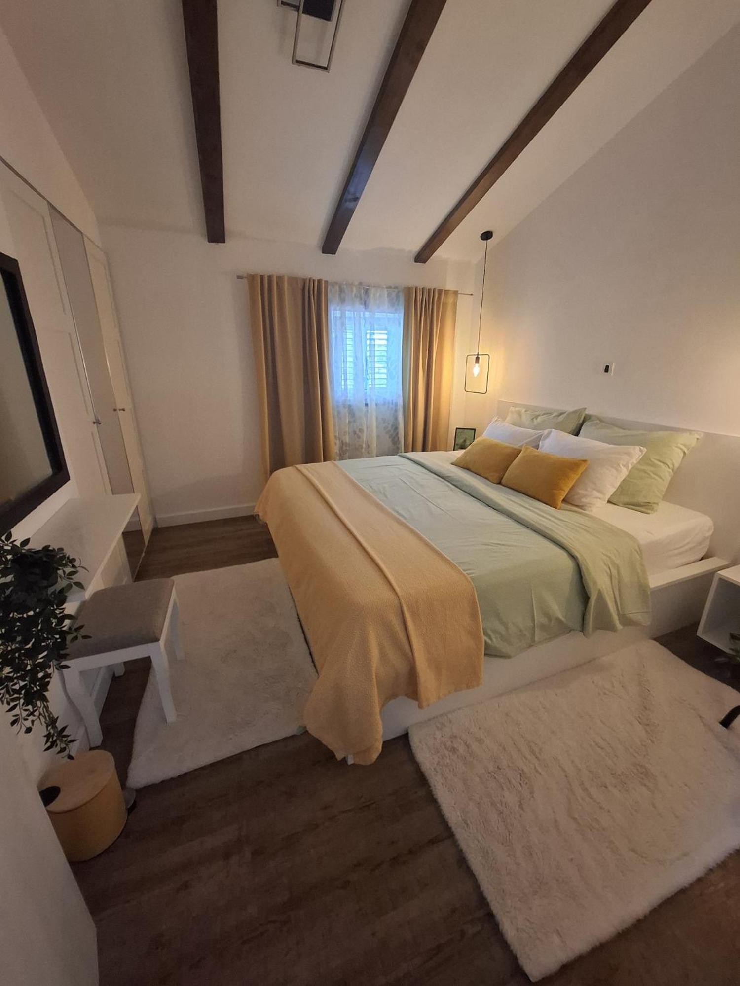 Apartman Pojine Gabonjin Екстер'єр фото